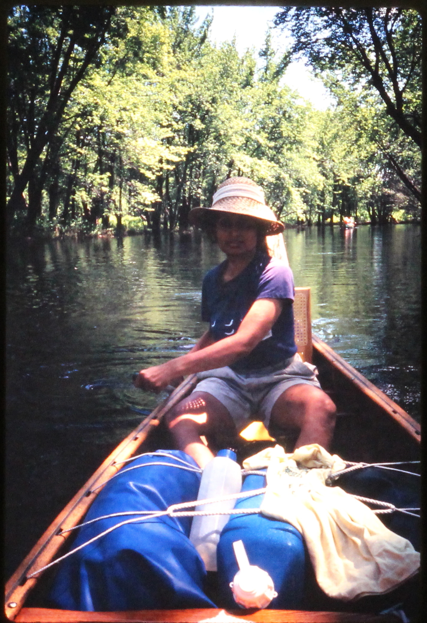 19890601.10 - USA ME - Lisa - River X - MB01T01B08S10.JPG